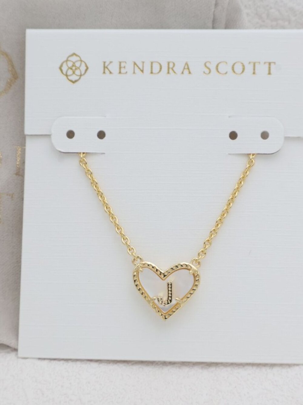 Kendra Scott Ari Heart Letter J Gold Necklace Gold NEW